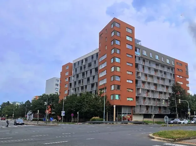 Pronájem bytu 1+kk, Praha - Kamýk, Novodvorská, 49 m2