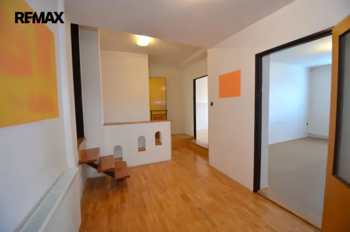 Prodej bytu 4+1, Olomouc, Menšíkova, 163 m2
