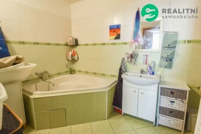 Prodej bytu 3+kk, Velká Bystřice, 8. Května, 70 m2