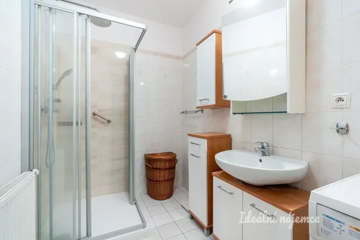 Pronájem bytu 3+kk, Praha - Letňany, Bechlínská, 68 m2
