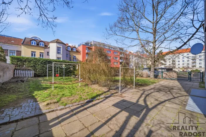 Prodej bytu 3+1, Pardubice - Zelené Předměstí, Sladkovského, 85 m2