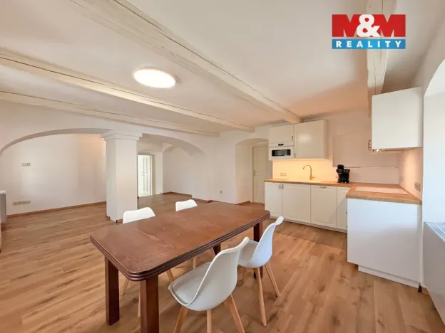 Prodej rodinného domu, Zalužany, 160 m2