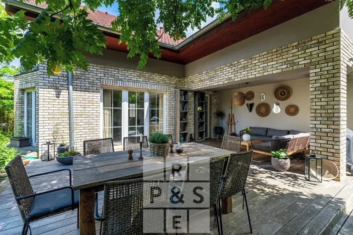 Prodej rodinného domu, Průhonice, Pod Valem II., 243 m2