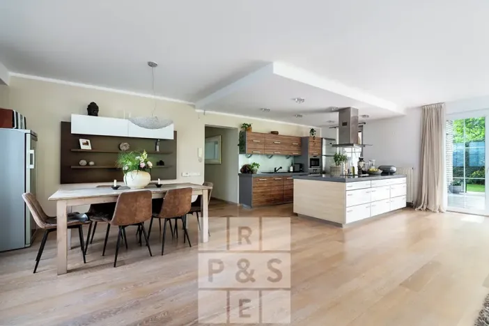 Prodej rodinného domu, Průhonice, Pod Valem II., 243 m2