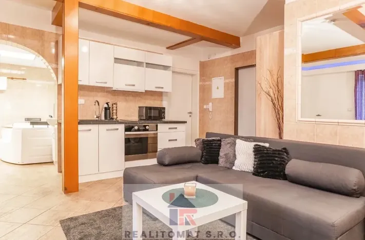 Prodej bytu 1+kk, Praha - Jinonice, Peroutkova, 55 m2