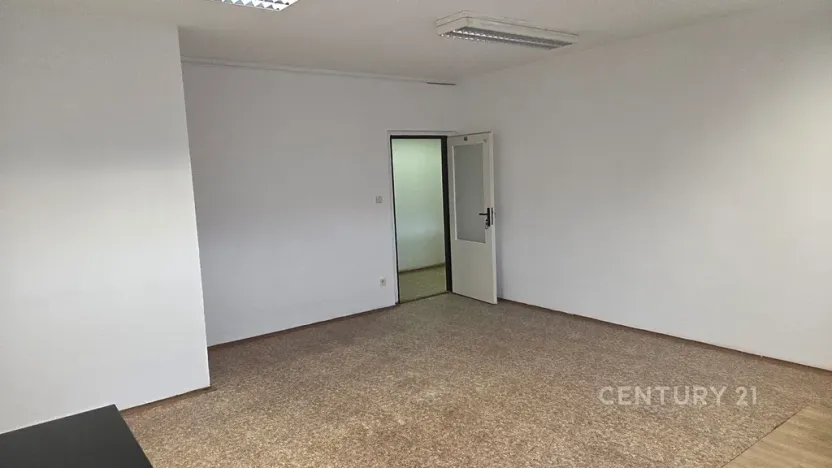 Pronájem kanceláře, Most, 86 m2