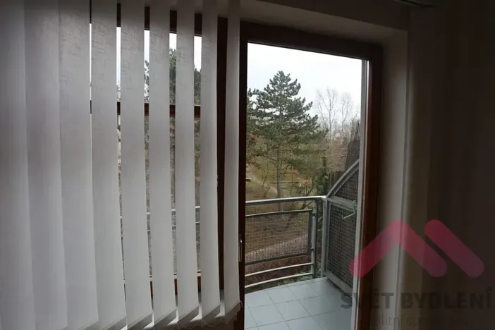 Pronájem bytu 2+kk, Praha - Žižkov, Jeseniova, 52 m2