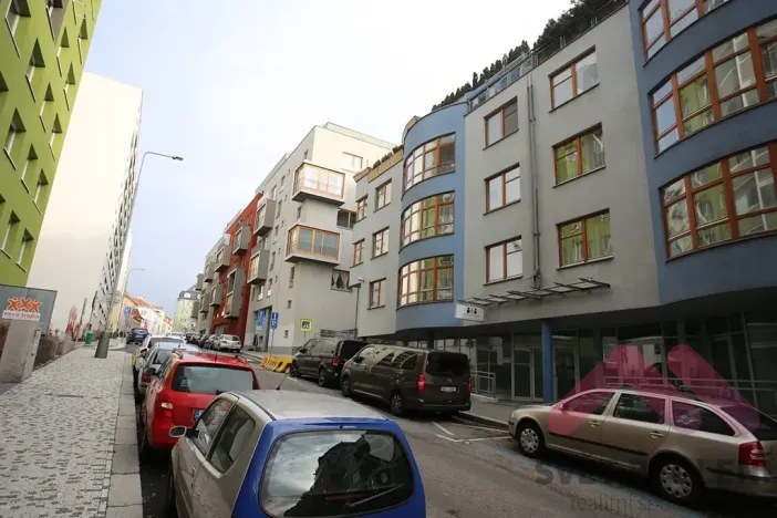 Pronájem bytu 2+kk, Praha - Žižkov, Jeseniova, 52 m2