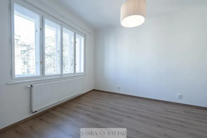 Pronájem bytu 2+kk, Praha - Podolí, Jeremenkova, 49 m2