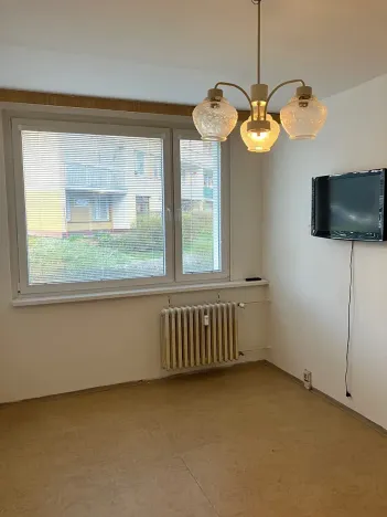 Pronájem bytu 3+1, Praha - Kobylisy, Libišská, 75 m2