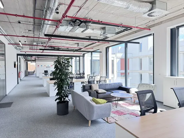 Pronájem kanceláře, Praha - Karlín, Rohanské nábřeží, 1543 m2