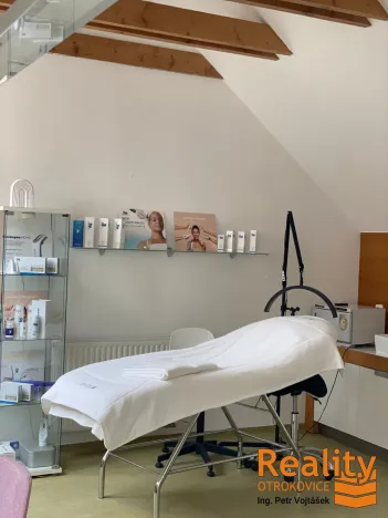 Pronájem komerční nemovitosti, Otrokovice - Kvítkovice, K. H. Máchy, 20 m2