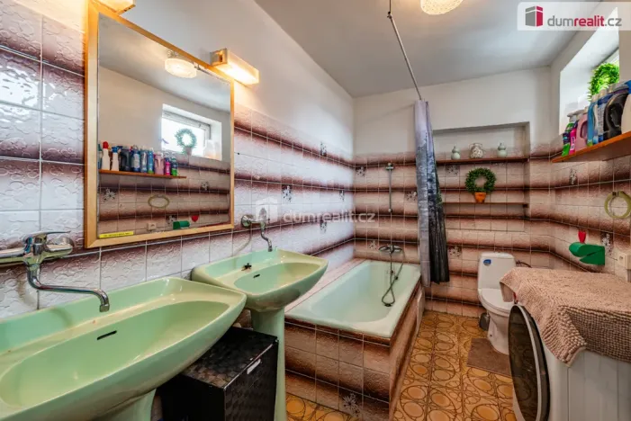 Prodej rodinného domu, Cheb, Javorová, 150 m2