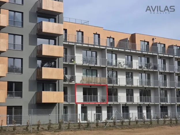 Pronájem bytu 1+kk, Benešov, 102. pluku, 38 m2