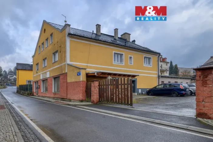 Prodej činžovního domu, Bečov nad Teplou, Nádražní, 219 m2