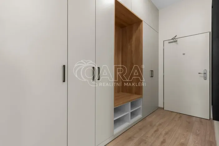 Pronájem bytu 3+kk, Praha - Hlubočepy, Fabiánové, 70 m2