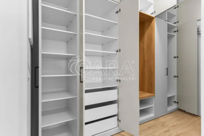 Pronájem bytu 3+kk, Praha - Hlubočepy, Fabiánové, 70 m2