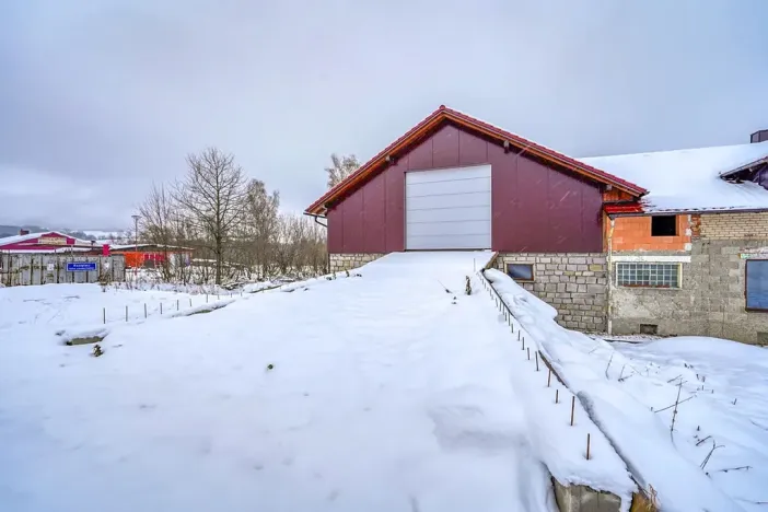 Prodej obchodního prostoru, Furth im Wald, Německo, 584 m2