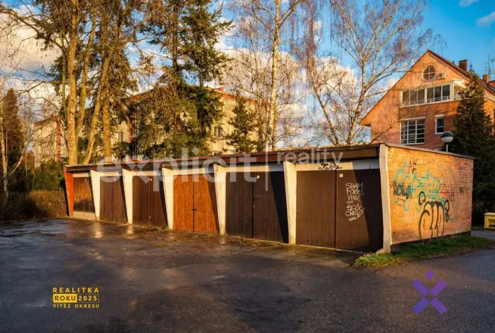 Prodej garáže, Zlín, Benešovo nábřeží, 17 m2