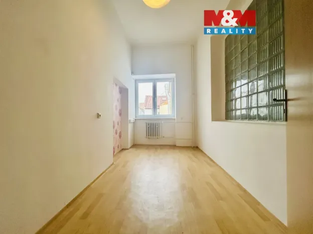 Pronájem kanceláře, Klatovy - Klatovy I, Kpt. Jaroše, 9 m2