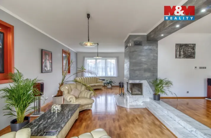 Prodej rodinného domu, Psáry, Pod Skalou, 218 m2