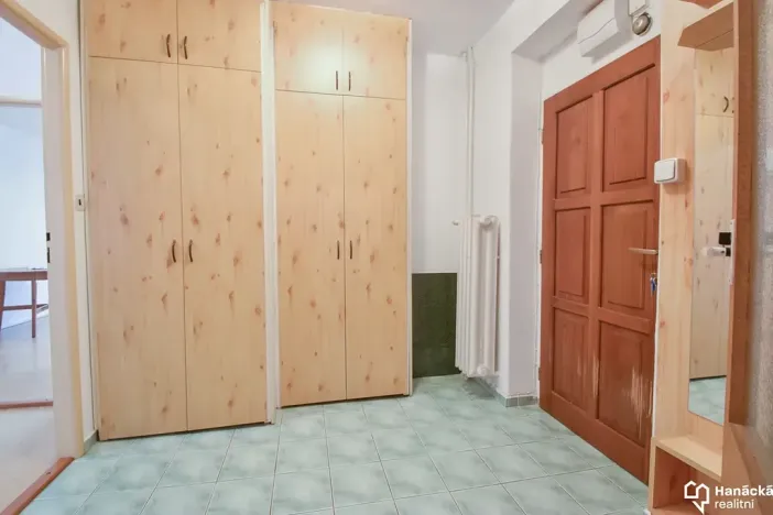 Pronájem bytu 3+1, Olomouc, Zamykalova, 82 m2