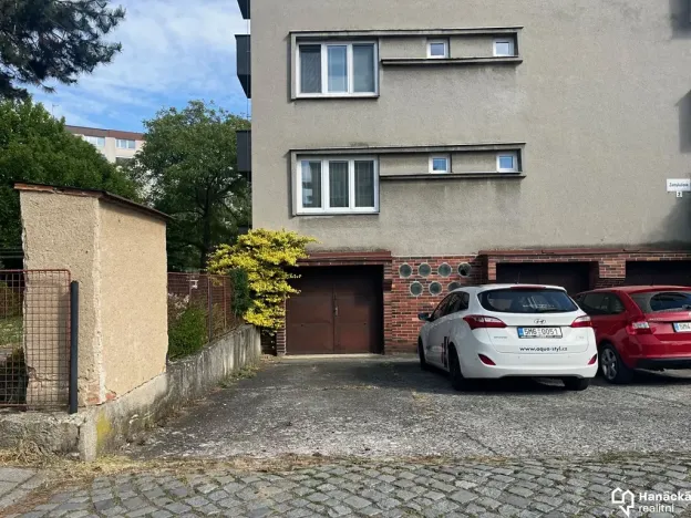 Pronájem bytu 3+1, Olomouc, Zamykalova, 82 m2