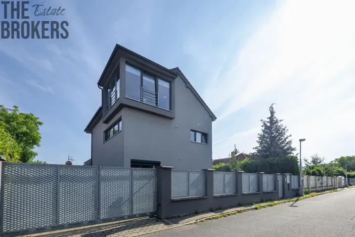 Pronájem rodinného domu, Praha - Lahovice, K novým domkům, 300 m2