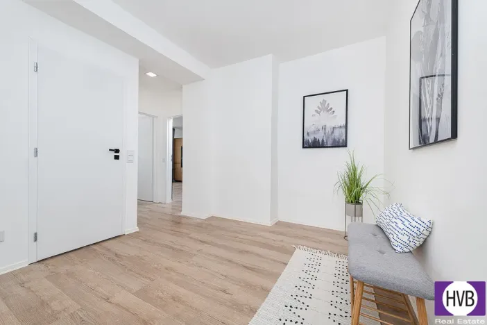 Prodej bytu 3+kk, Praha, Černokostelecká, 61 m2