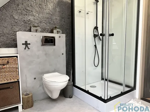 Pronájem bytu 2+kk, Holice, Hradecká, 54 m2