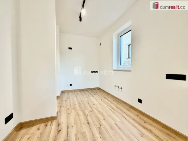 Prodej rodinného domu, Velká Jesenice, 160 m2