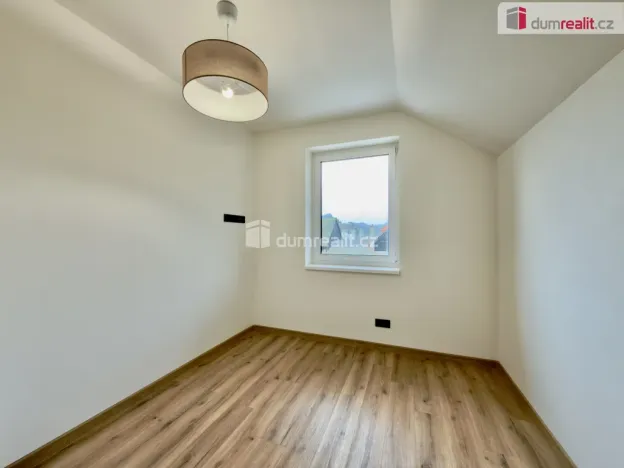 Prodej rodinného domu, Velká Jesenice, 160 m2