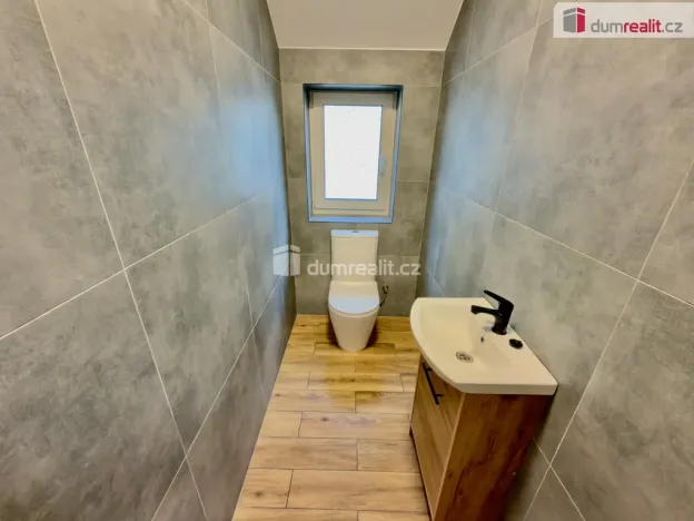 Prodej rodinného domu, Velká Jesenice, 160 m2