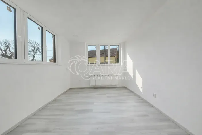 Prodej rodinného domu, Drhovy, 340 m2