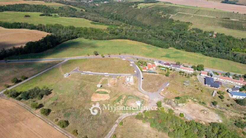 Prodej pozemku pro bydlení, Tvořihráz, 821 m2