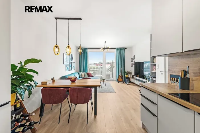 Pronájem bytu 3+kk, Praha - Hloubětín, U Elektry, 80 m2