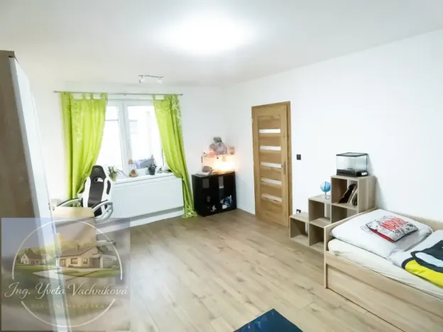 Prodej vícegeneračního domu, Lužec nad Cidlinou, 390 m2