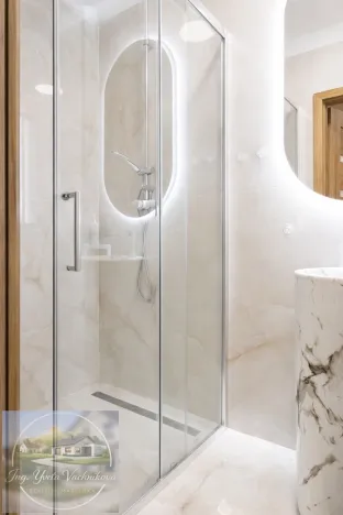 Prodej vícegeneračního domu, Lužec nad Cidlinou, 390 m2