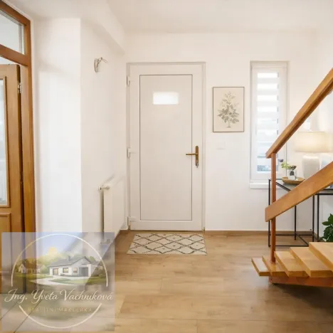 Prodej vícegeneračního domu, Lužec nad Cidlinou, 390 m2