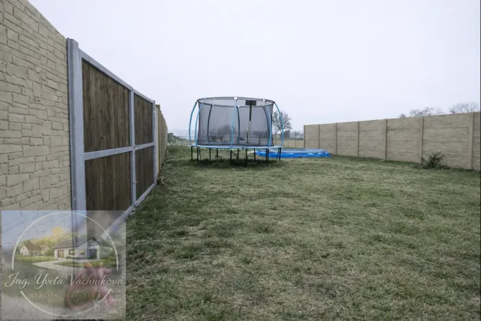 Prodej vícegeneračního domu, Lužec nad Cidlinou, 390 m2