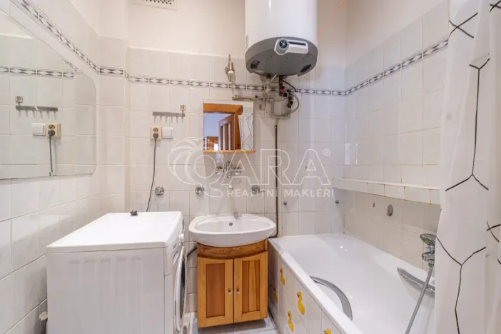 Pronájem bytu 2+kk, Praha - Nusle, Táborská, 57 m2