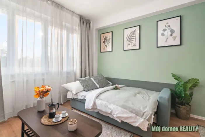 Pronájem bytu 2+kk, Praha - Vysočany, Kolbenova, 60 m2