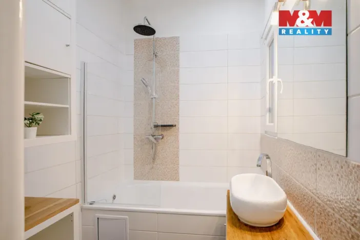 Pronájem bytu 2+kk, Plzeň - Jižní Předměstí, Chelčického, 59 m2