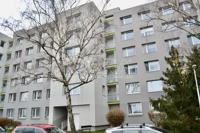 Pronájem bytu 1+1, Praha - Hloubětín, Kukelská, 43 m2