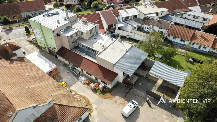 Prodej obchodního prostoru, Újezd u Brna, Nádražní, 901 m2