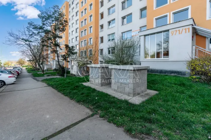 Prodej bytu 3+1, Praha - Černý Most, Vybíralova, 77 m2