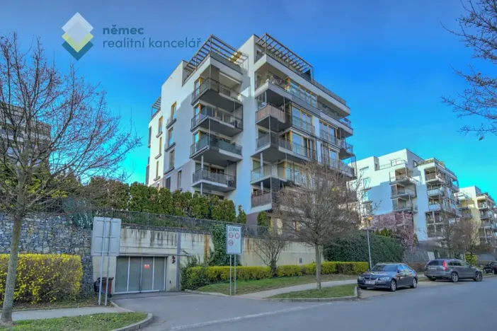 Pronájem bytu 3+kk, Praha - Hrdlořezy, V třešňovce, 109 m2