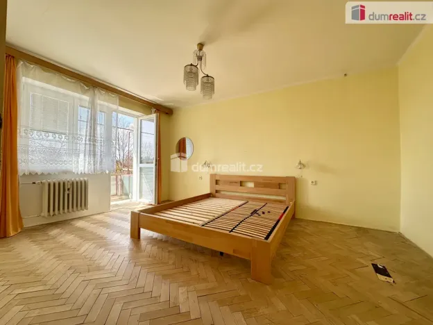 Prodej bytu 3+1, Ostrov, Klínovecká, 85 m2