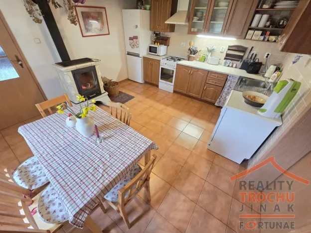 Prodej rodinného domu, Střevač - Nadslav, 148 m2