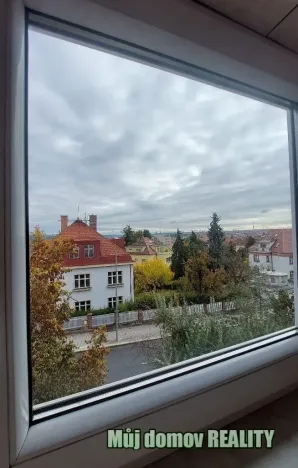 Pronájem bytu 2+1, Praha - Dejvice, Na Šťáhlavce, 61 m2